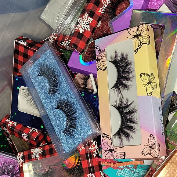 Mystery Goodie Bundles - Picture 5 of 13